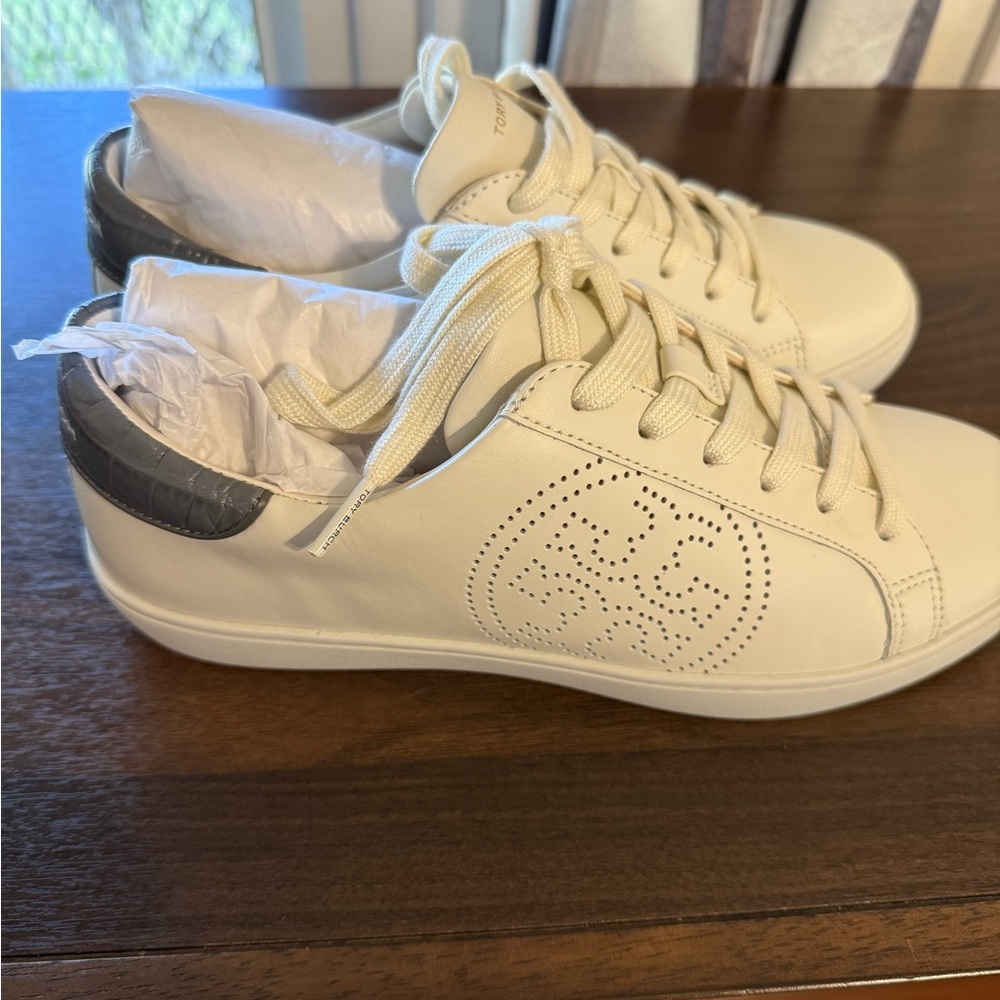 Tory Burch Leigh T Logo Ivory Leather Sneaker